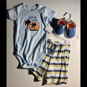 Short sleave body suit/Shorts+shoes